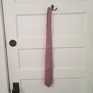 Vineyard Vines Red Fish Pattern Tie